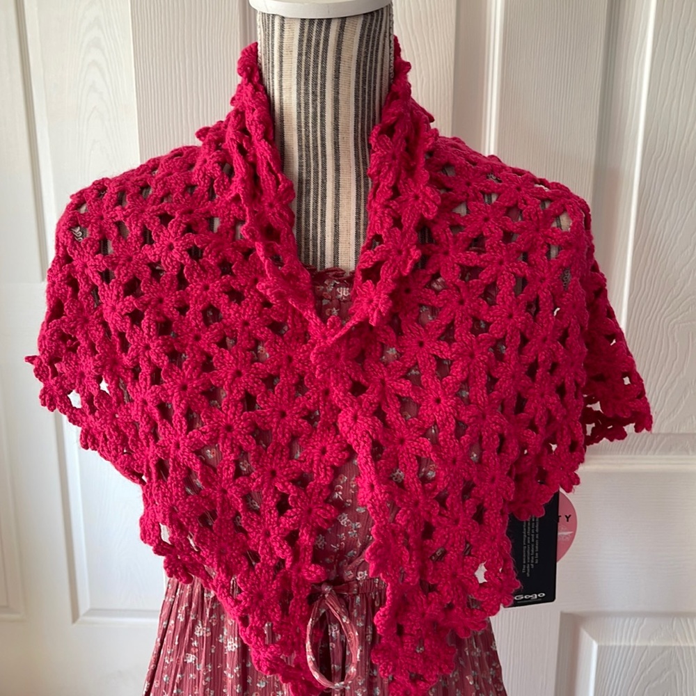 Pink knitting scarf